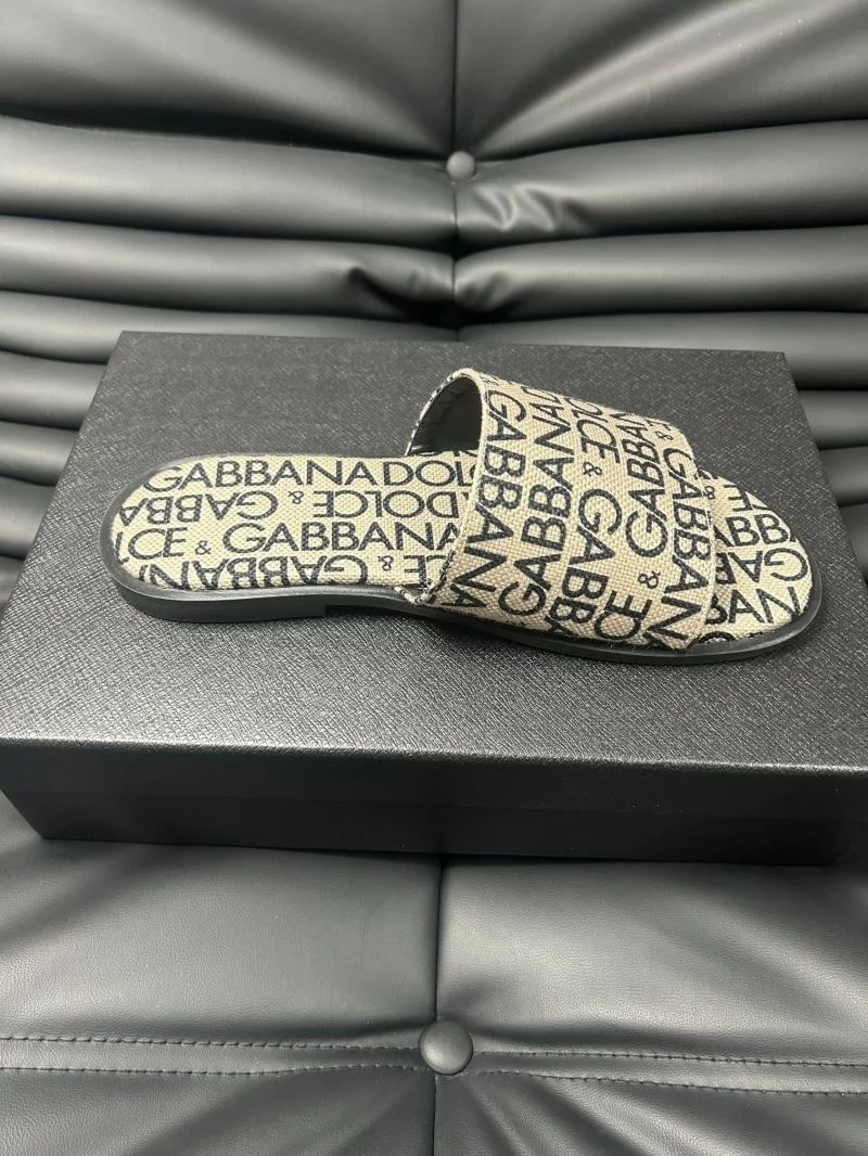 Dolce Gabbana Slippers TimelessDesign 22828