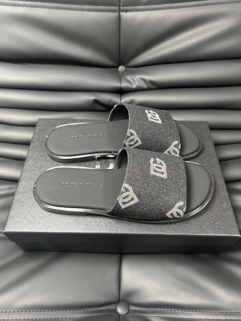 Classic Dolce Gabbana Slippers 22829