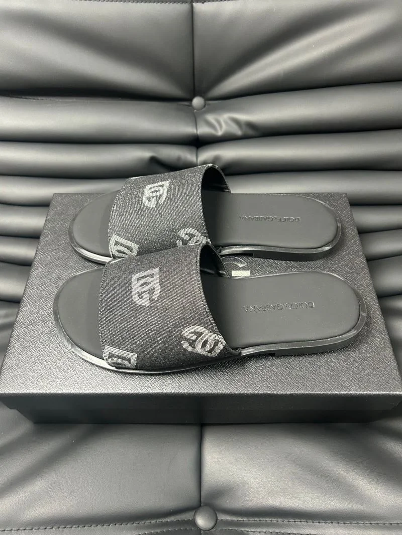 Classic Dolce Gabbana Slippers 22829