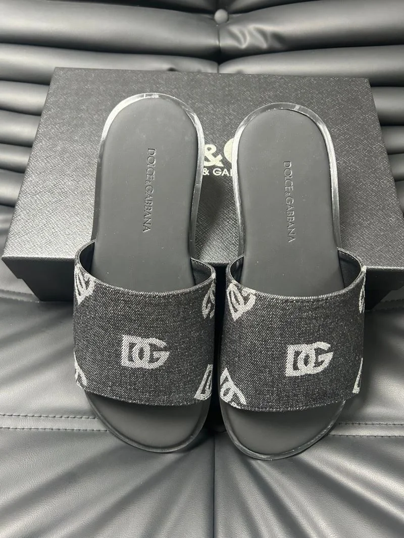 Classic Dolce Gabbana Slippers 22829