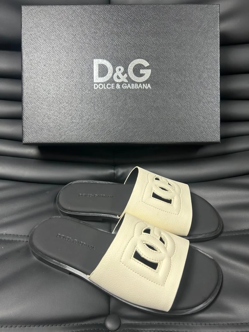 Versatile Dolce Gabbana Slippers 22822