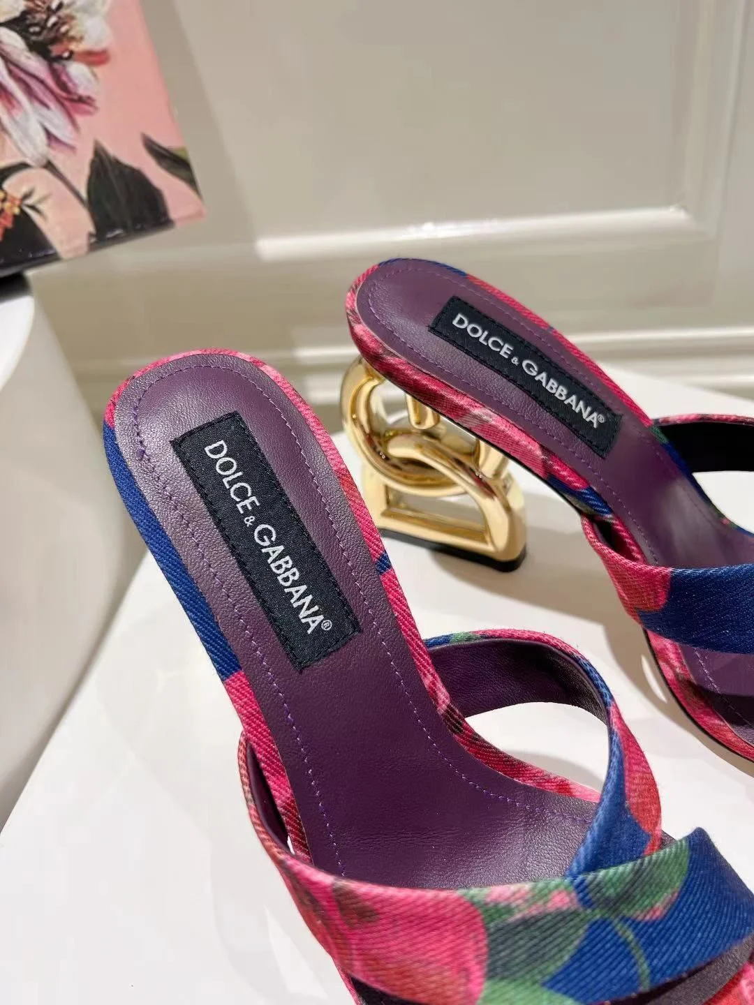 Dolce Gabbana Slippers Durable 22943