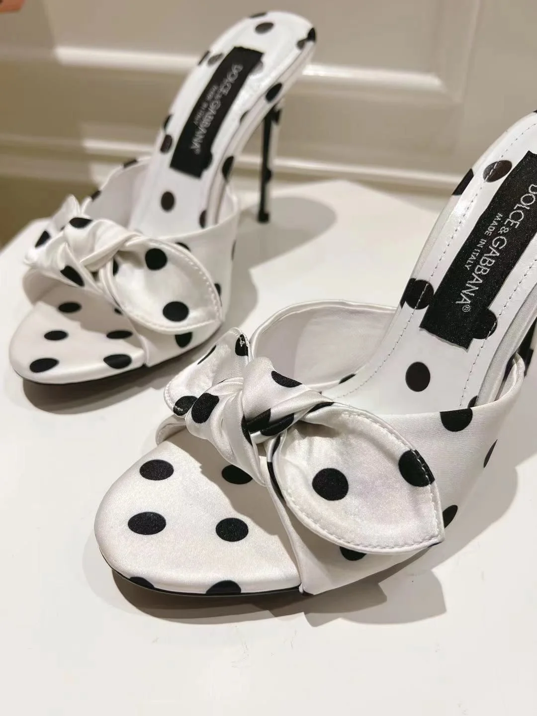 Dolce Gabbana Slippers Original 22940