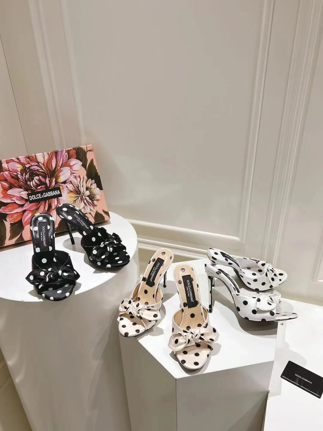 Dolce Gabbana Slippers Original 22940