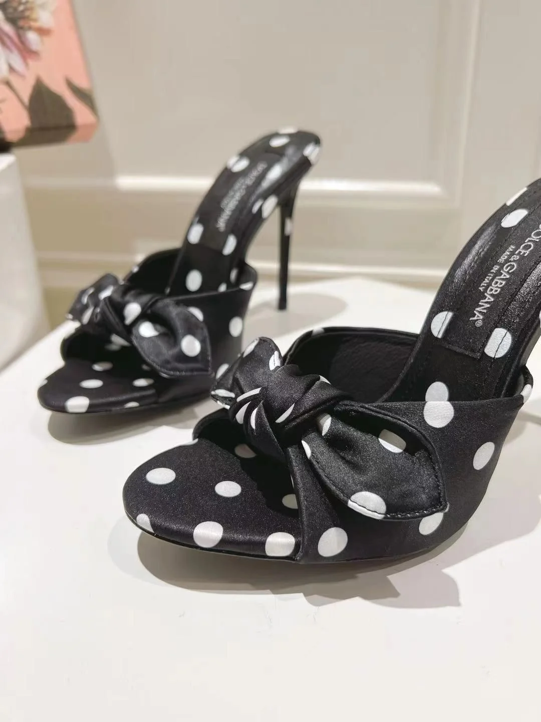 Comfortable Dolce Gabbana Slippers 22944