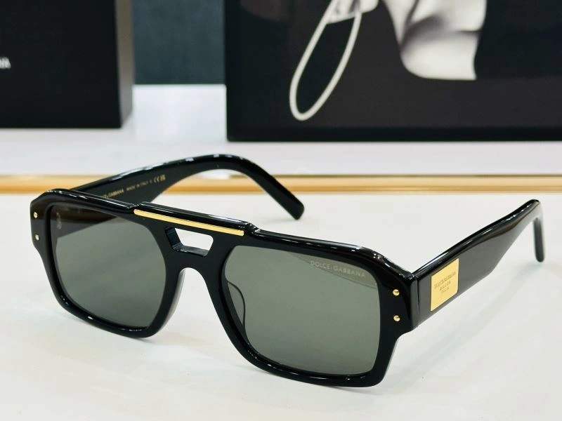 Breathable Dolce Gabbana Sunglasses 279172