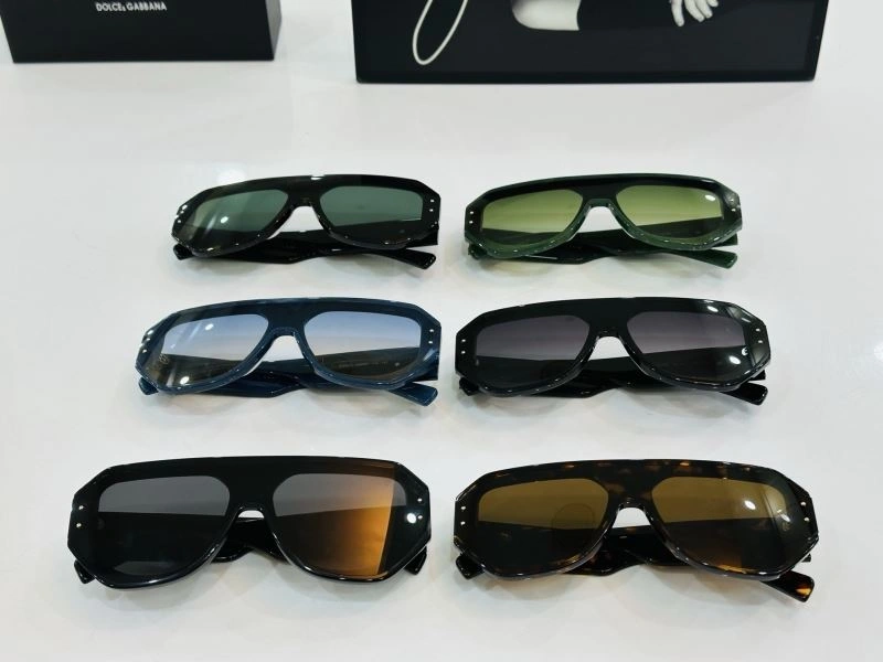 Snug Dolce Gabbana Sunglasses 279151