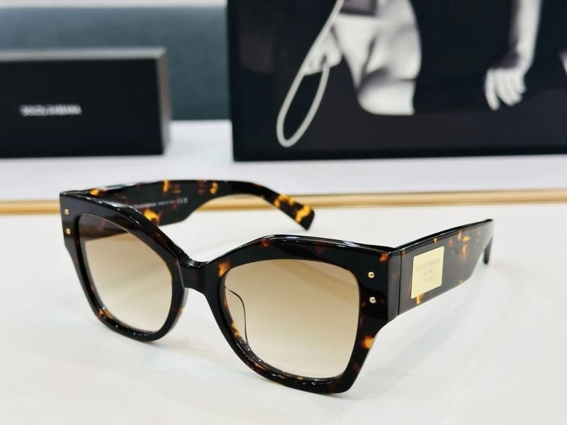 Contemporary Dolce Gabbana Sunglasses 279148