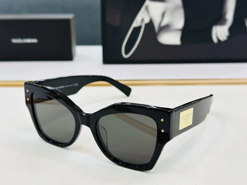 Contemporary Dolce Gabbana Sunglasses 279148
