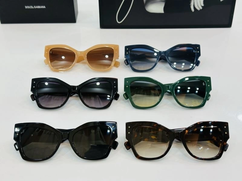 Contemporary Dolce Gabbana Sunglasses 279148