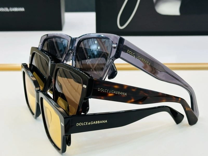Dolce Gabbana Sunglasses TravelReady 279144