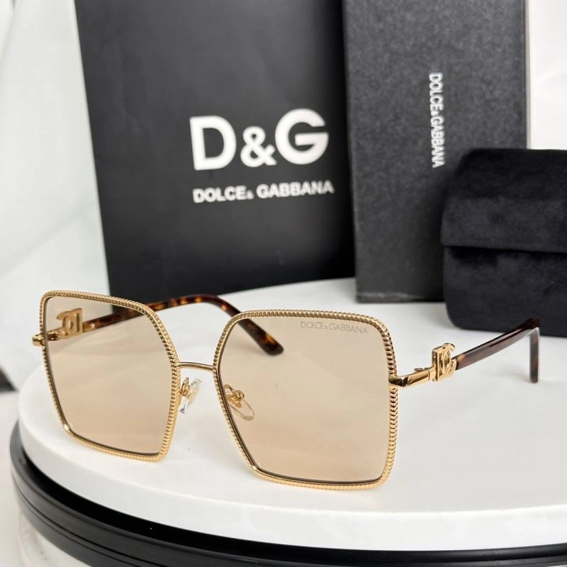 Dolce Gabbana Sunglasses Comfortable 279186