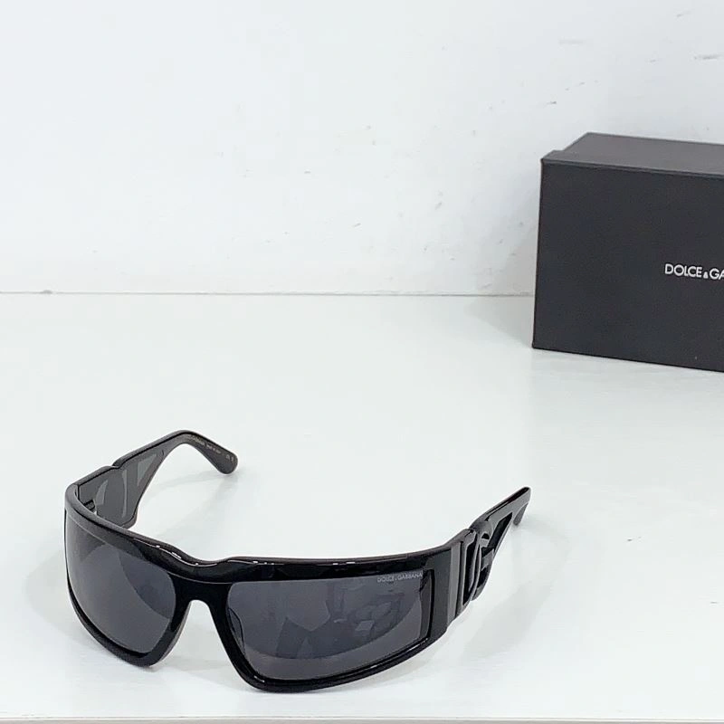 Vibrant Dolce Gabbana Sunglasses 279159