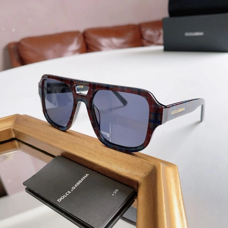 Practical Dolce Gabbana Sunglasses 279170