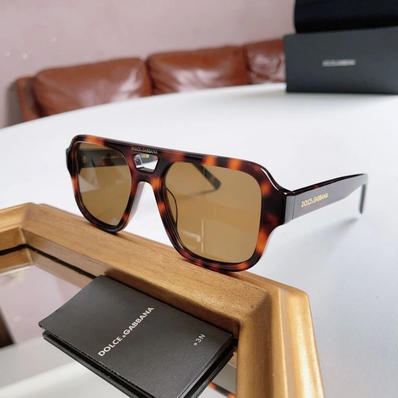 Practical Dolce Gabbana Sunglasses 279170