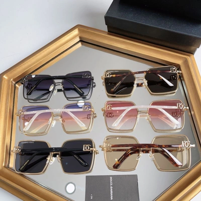 Snug Dolce Gabbana Sunglasses 279154