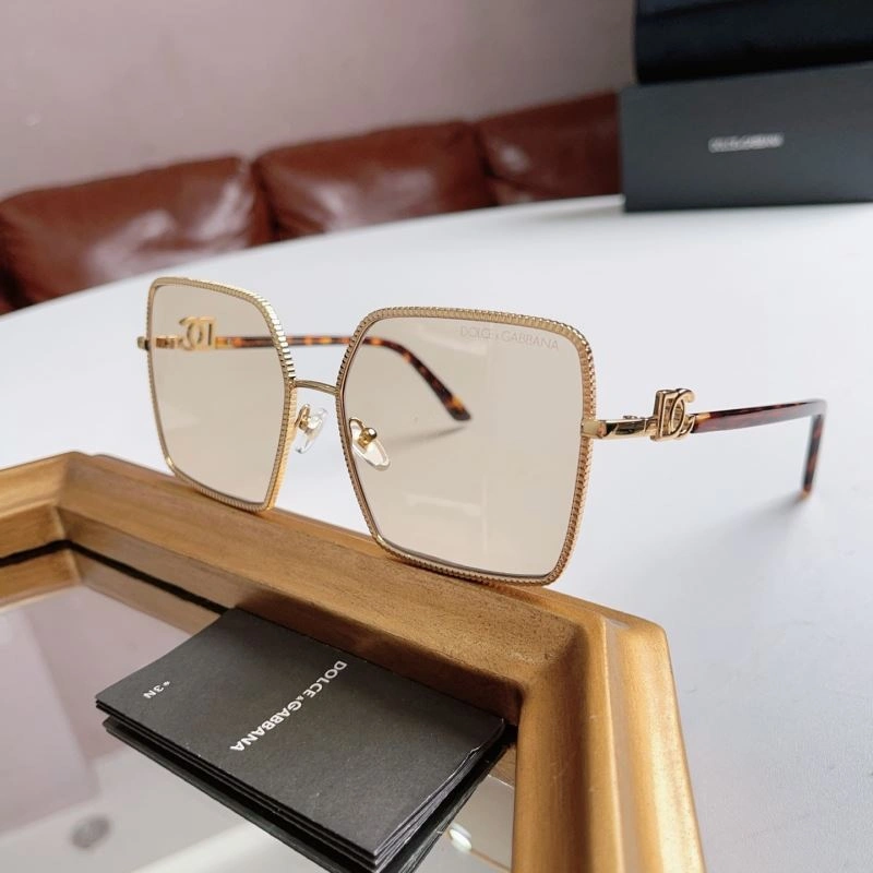 Snug Dolce Gabbana Sunglasses 279154