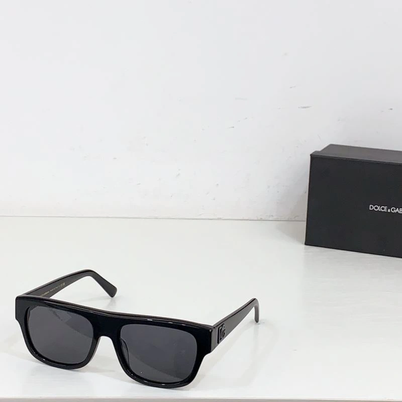 Dolce Gabbana Sunglasses Chic 279185
