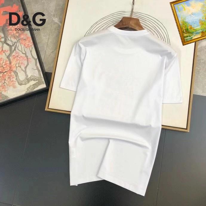 Sleek Dolce Gabbana T-Shirts 119382