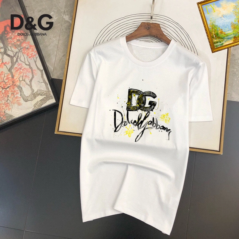 Sleek Dolce Gabbana T-Shirts 119382