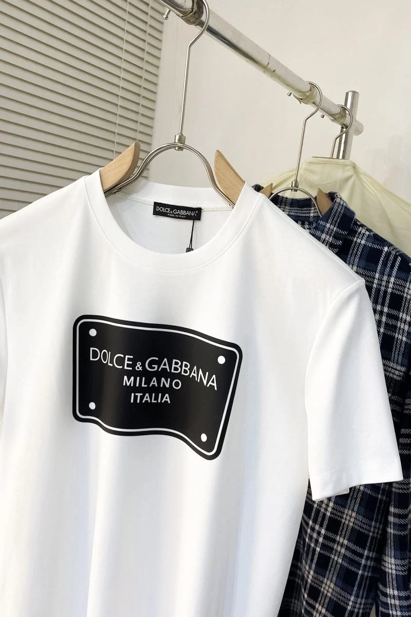 Dolce Gabbana T-Shirts TimelessDesign 120148