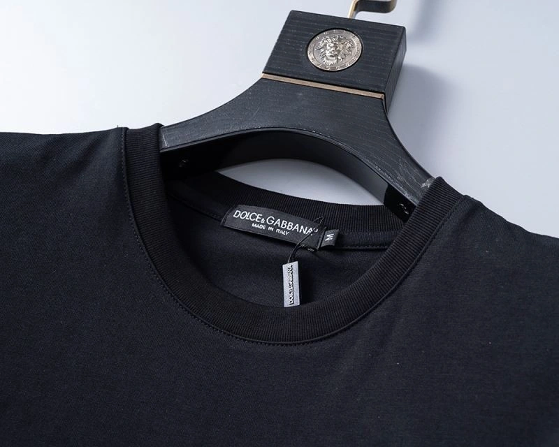 Popular Dolce Gabbana T-Shirts 120246