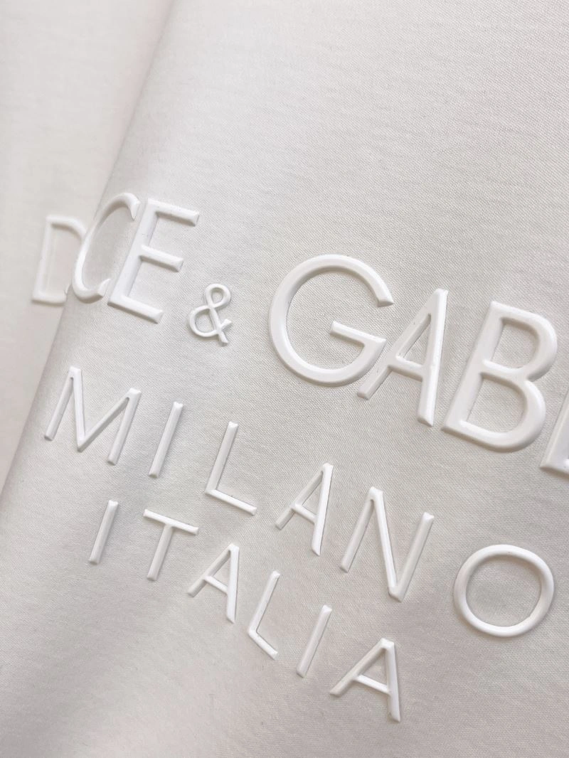 WellDesigned Dolce Gabbana T-Shirts 120014
