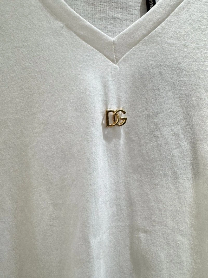 Sleek Dolce Gabbana T-Shirts 119208