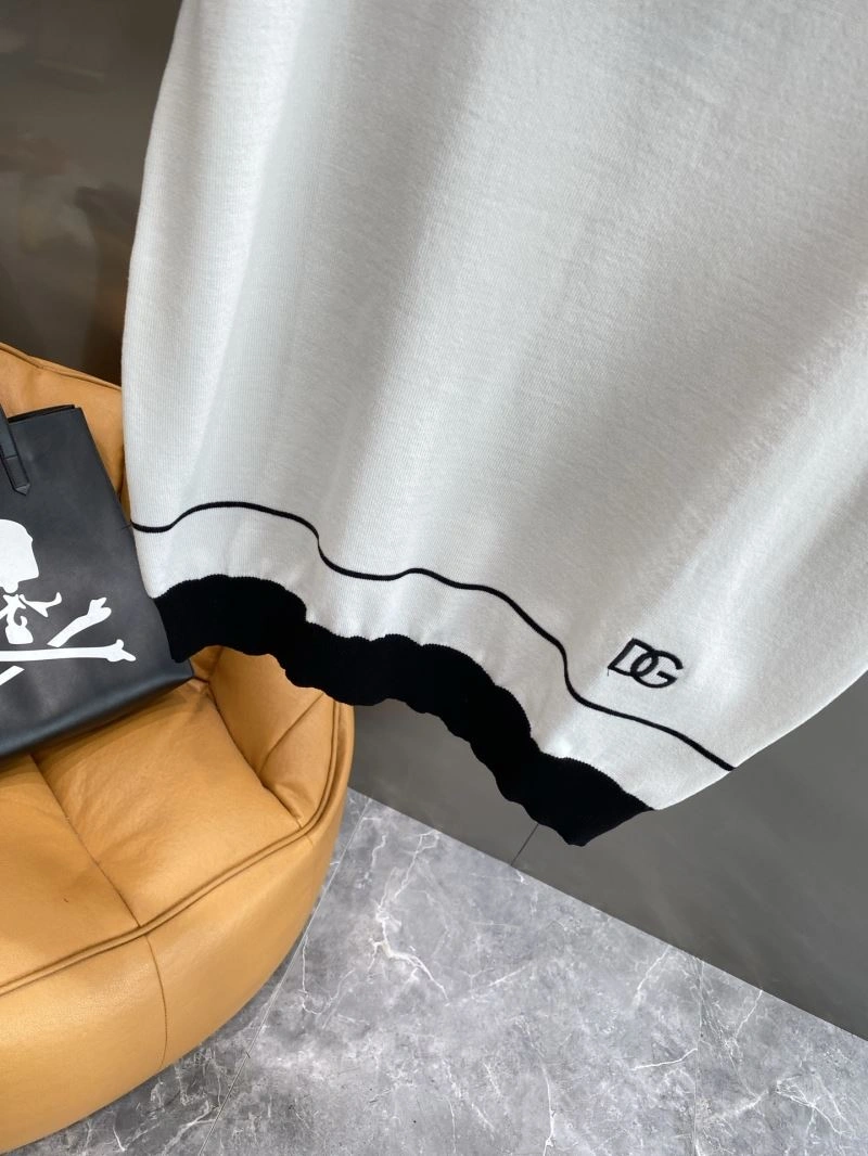 Sophisticated Dolce Gabbana T-Shirts 119615