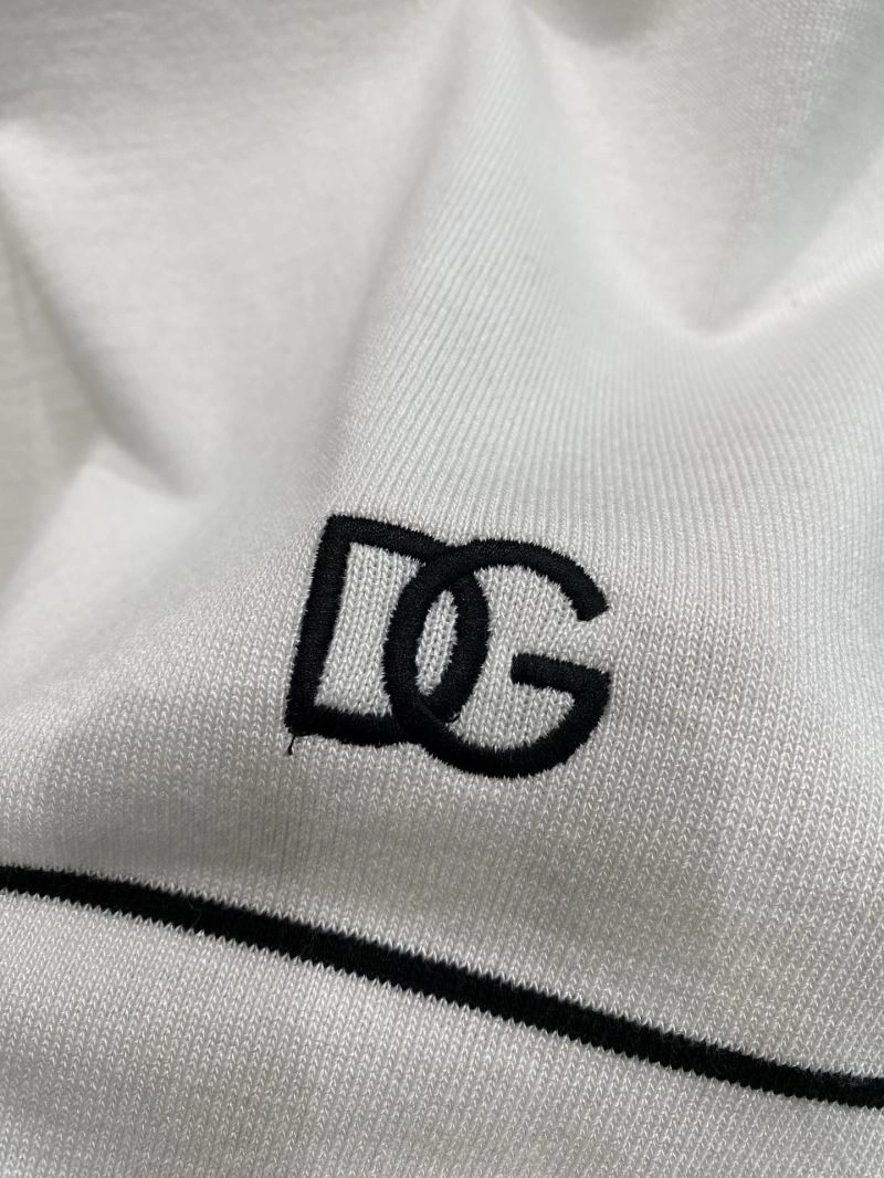 Sophisticated Dolce Gabbana T-Shirts 119615
