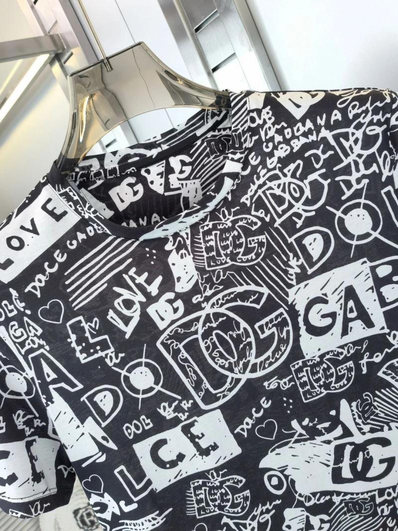 Refined Dolce Gabbana T-Shirts 119546
