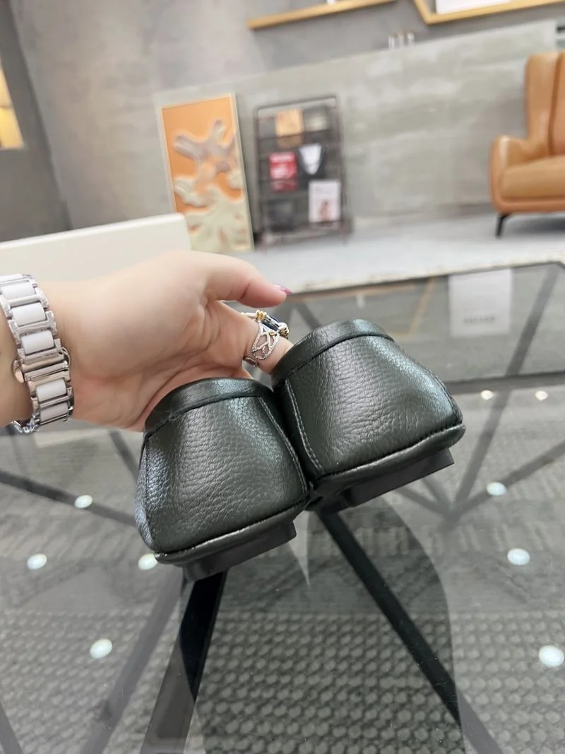 Dolce Gabbana Tods Shoes Soft 22814