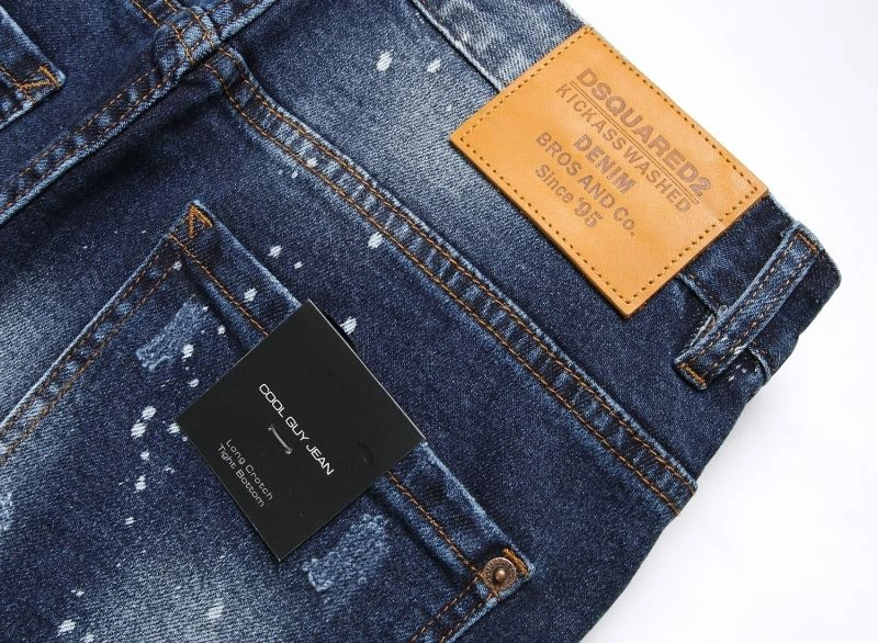 Trendsetting Dsquared2 Jeans 120301