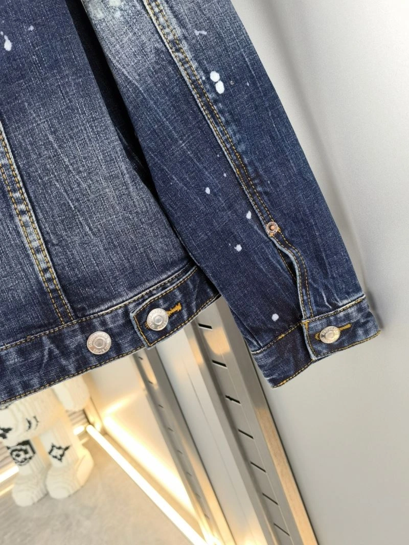 Cozy Dsquared2 Outwear 120300
