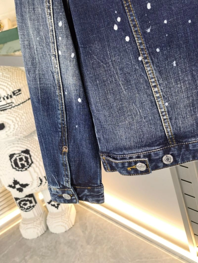 Cozy Dsquared2 Outwear 120300