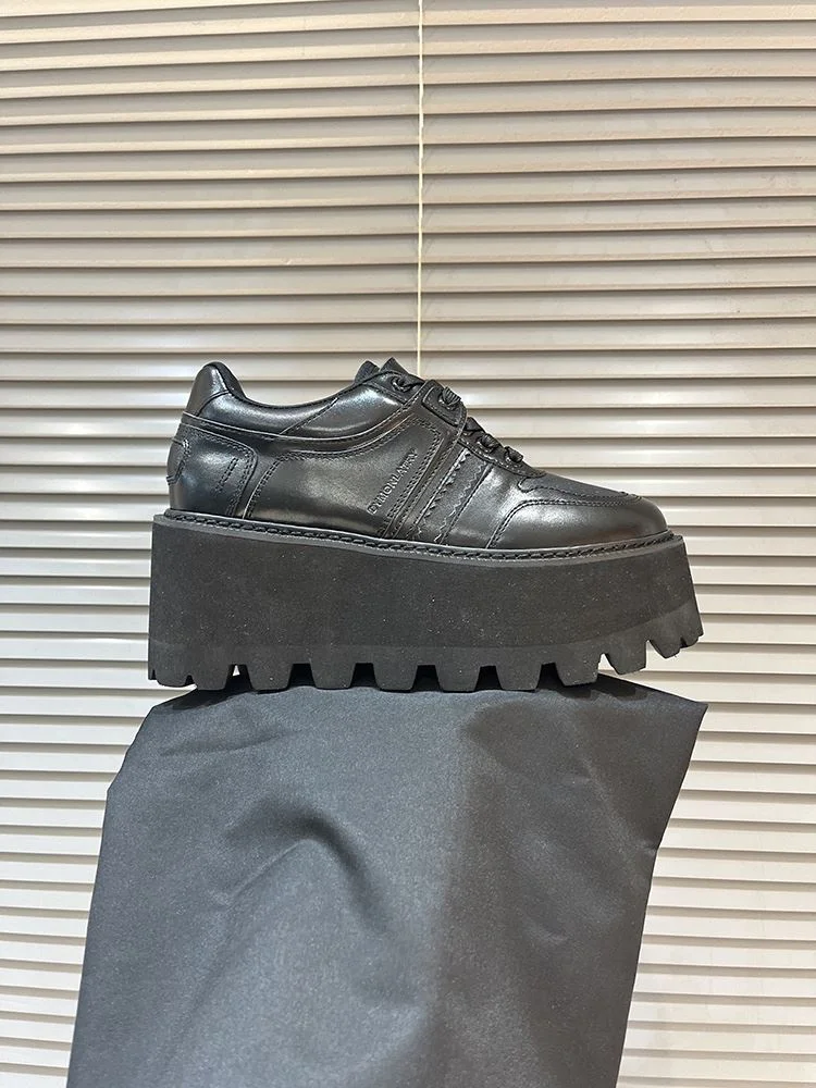 Durable Dymonlatry Shoes 8131