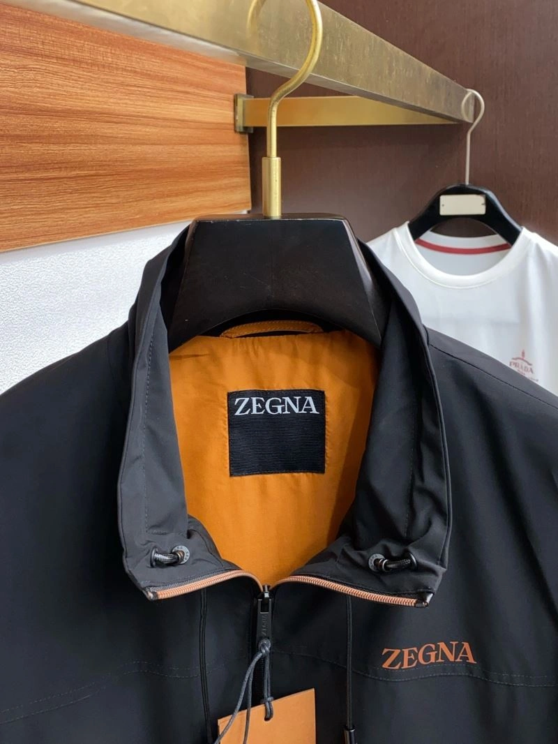 Ermenegildo Zegna Outwear Sporty 161824