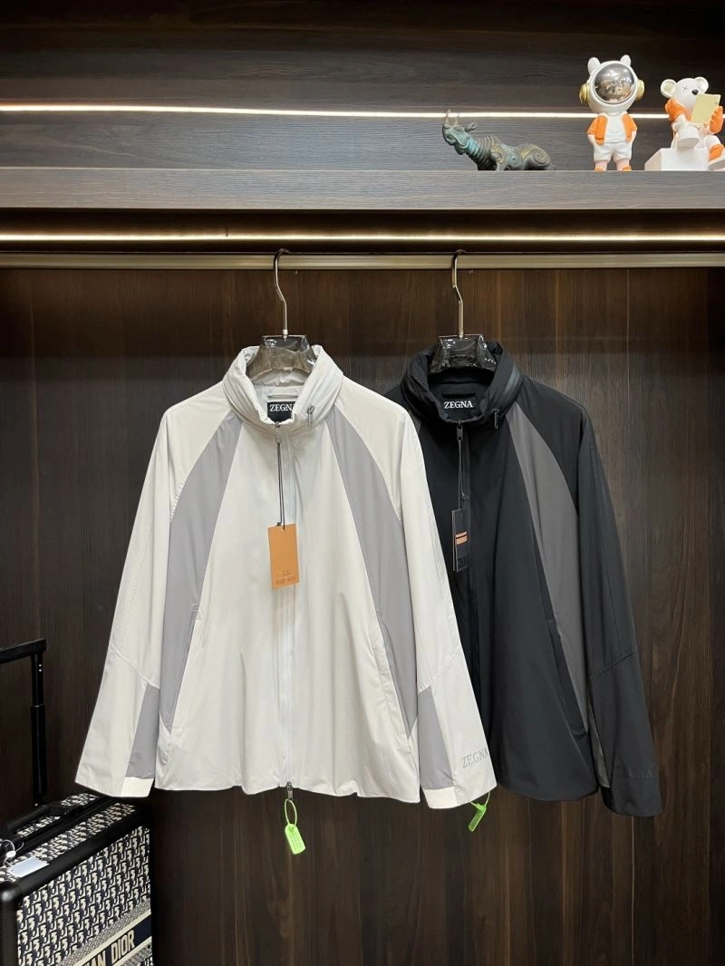 Fashionable Ermenegildo Zegna Outwear 160779