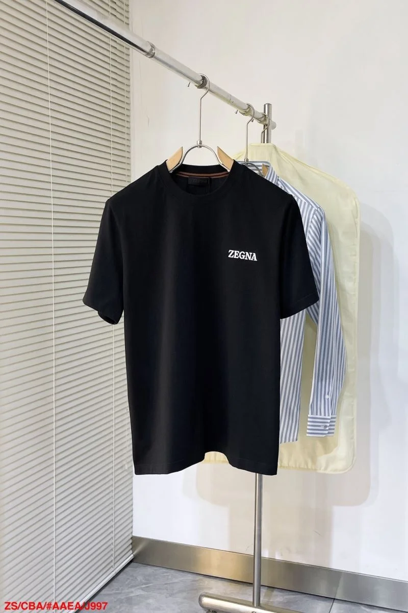 Ermenegildo Zegna T-Shirts WaterResistant 164216