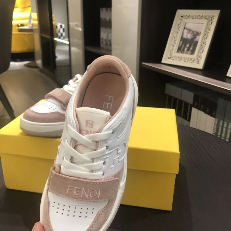 FENDI SHOES Versatile 29781