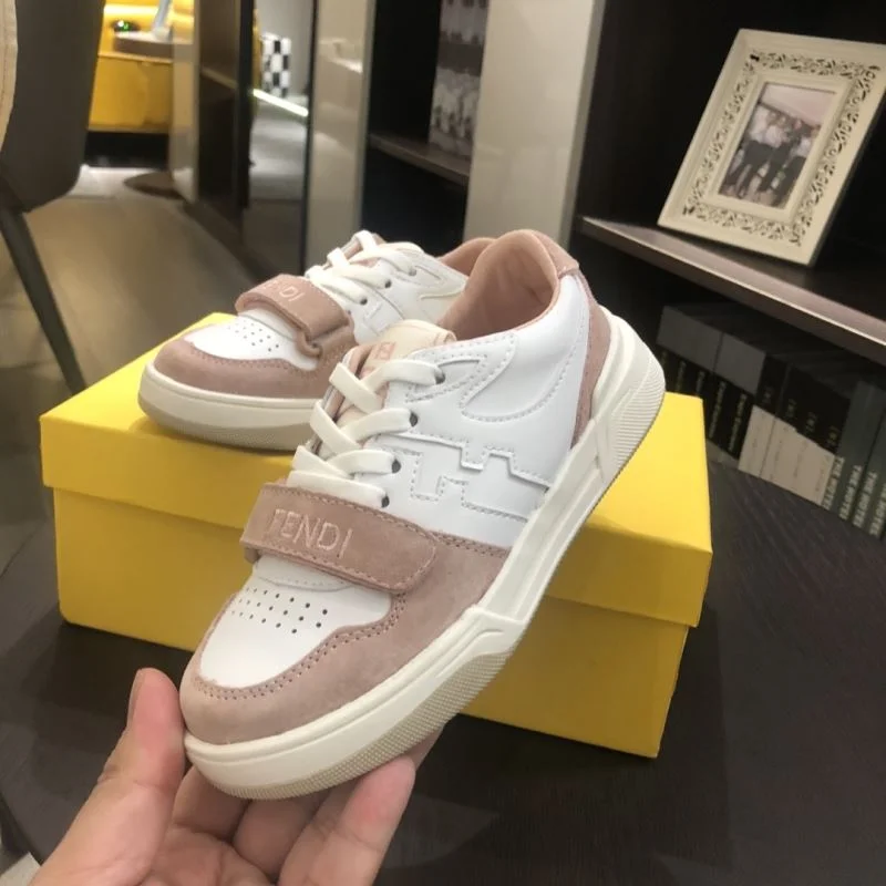 FENDI SHOES Versatile 29781