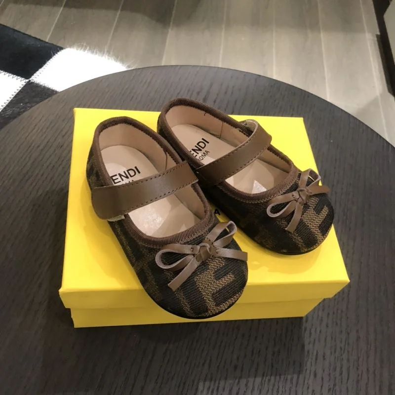 FENDI SHOES Elegant 29749