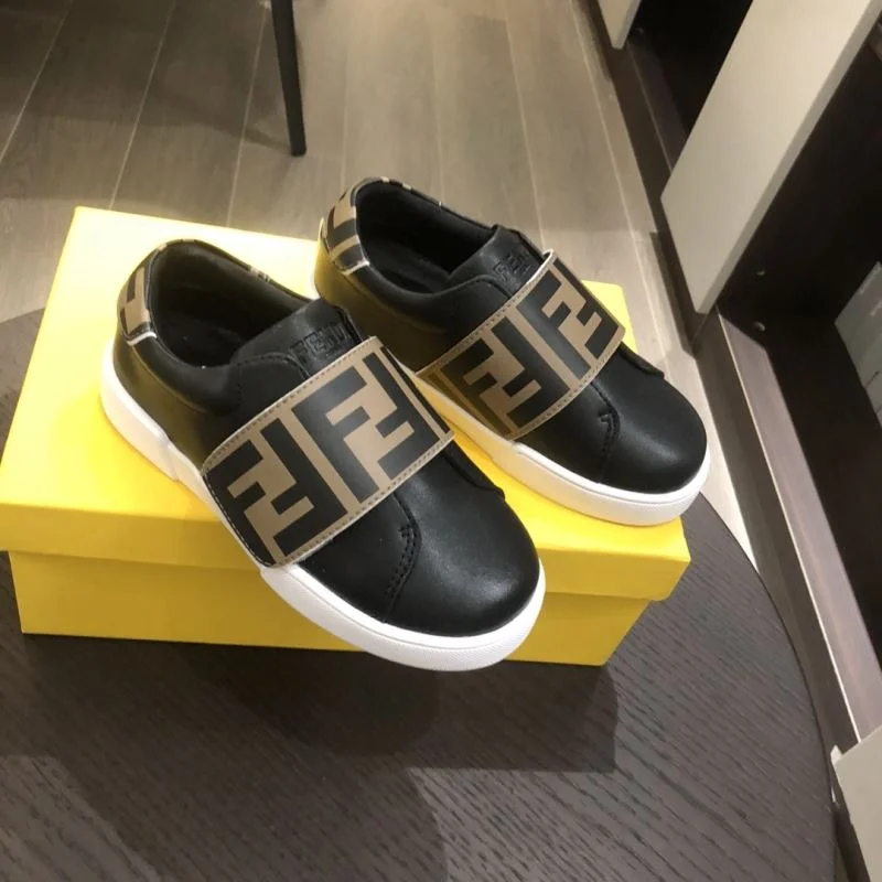 Durable FENDI SHOES 29759