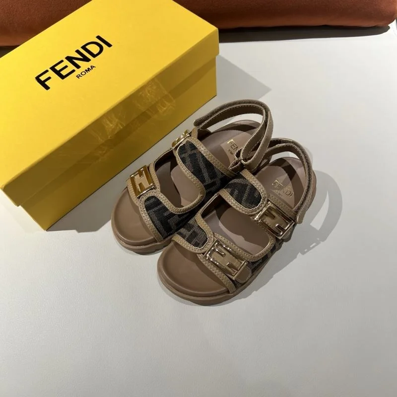 Casual FENDI SHOES 29769