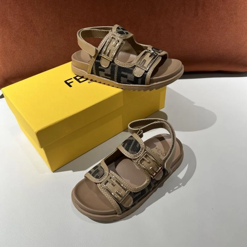 Casual FENDI SHOES 29769