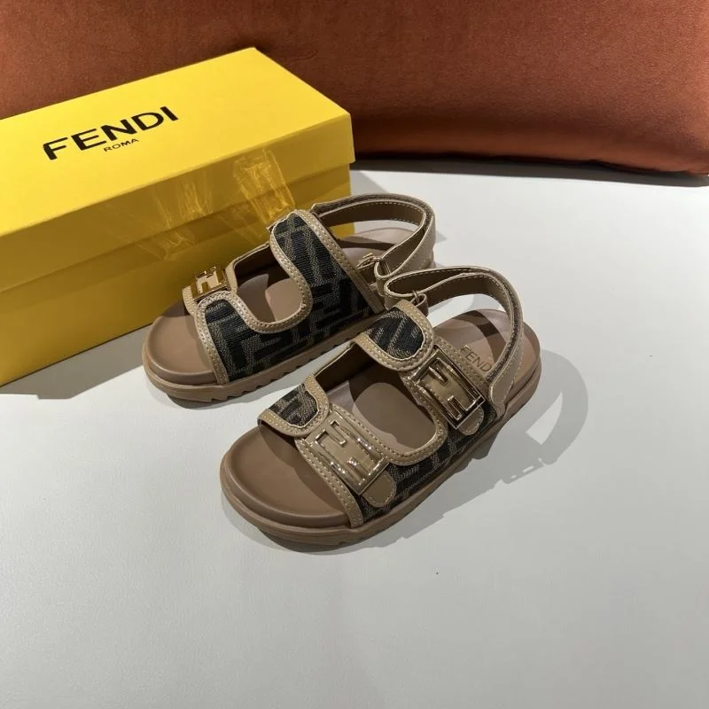 Casual FENDI SHOES 29769