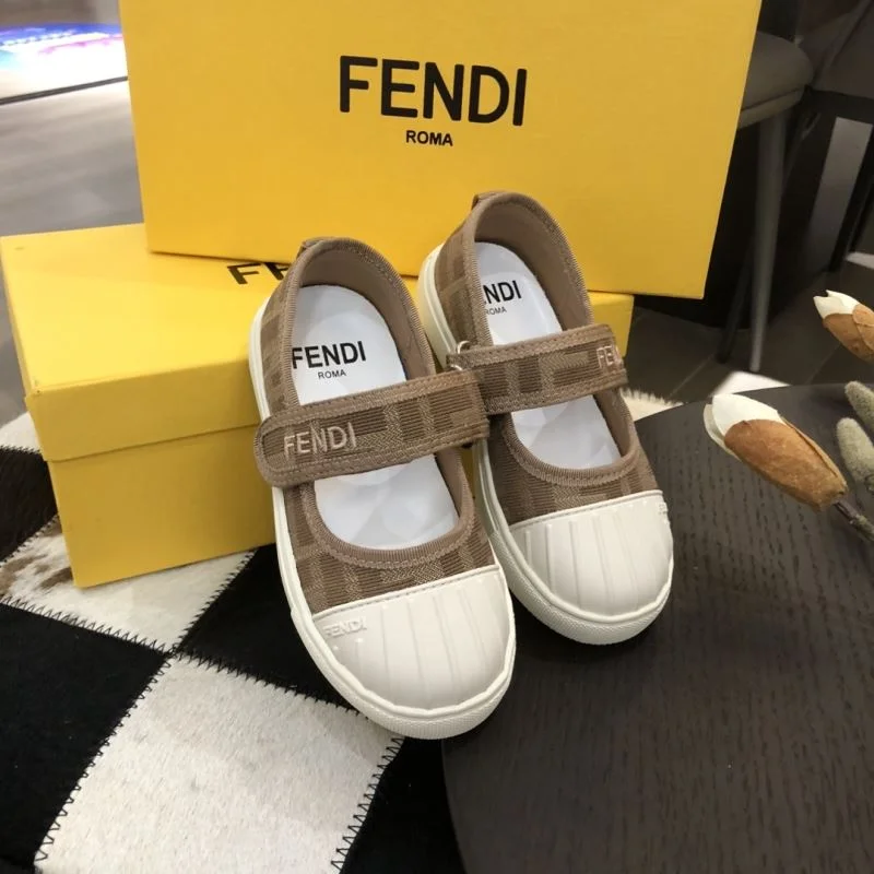 FENDI SHOES Cozy 29757