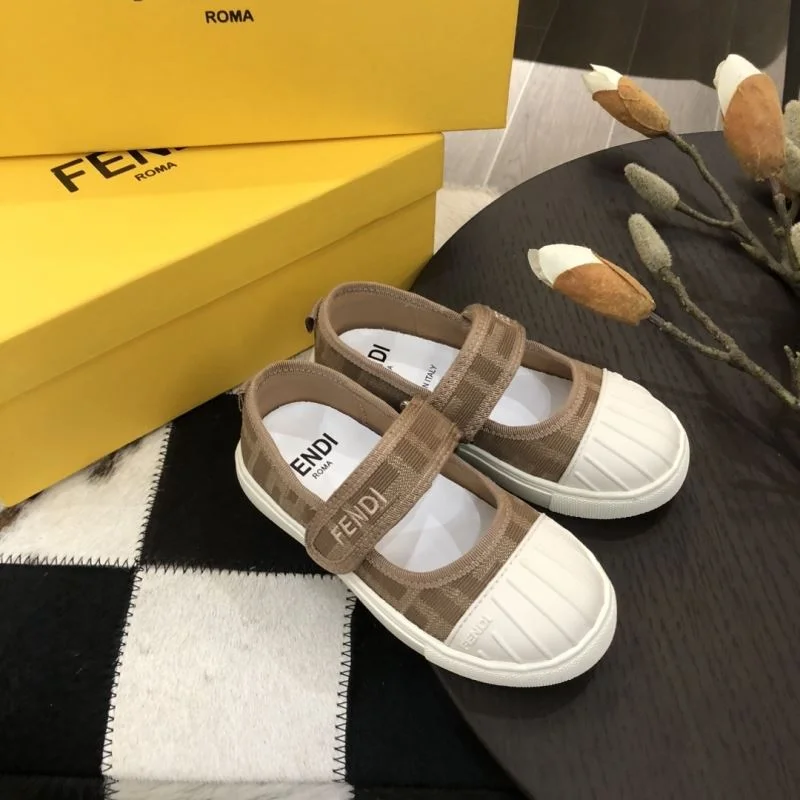 FENDI SHOES Cozy 29757