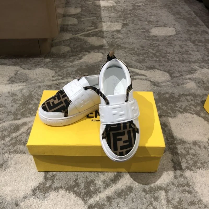 FENDI SHOES Premium 30205