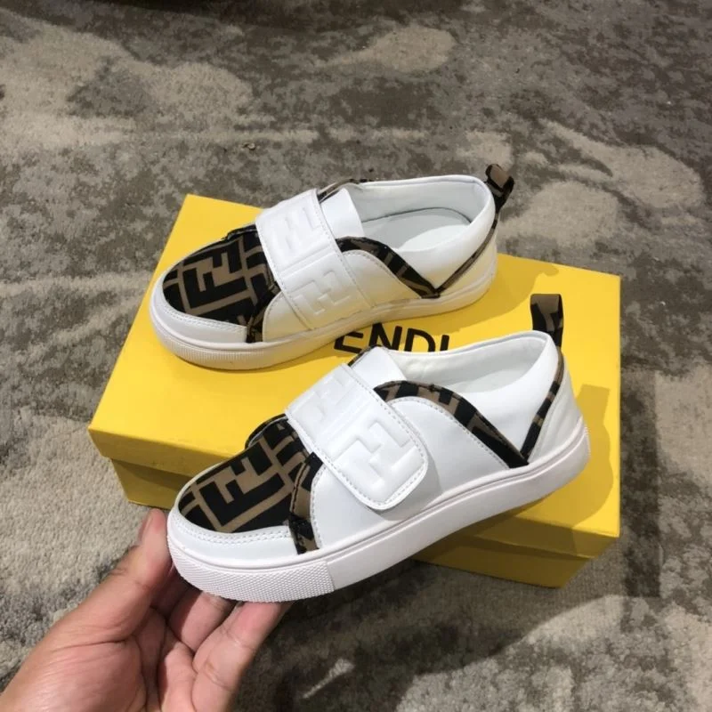 FENDI SHOES Premium 30205